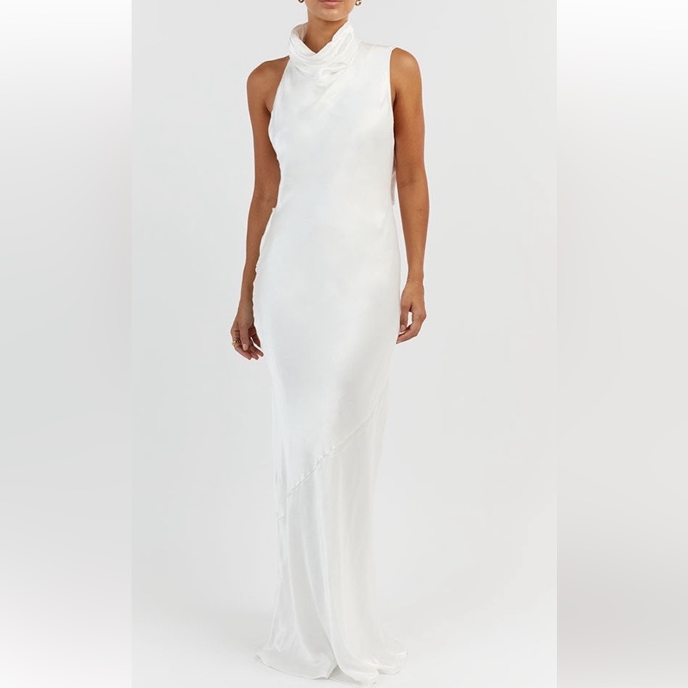 DISSH White Maxi Dress